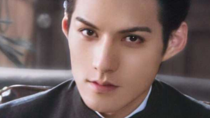 Even his looks are criticized? Even without filters, he still beats those ugly guys!!!