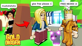 GOLD DIGGER *SCAMMED ME* USING ALT ACCOUNT IN ADOPT ME!
