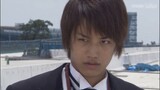 A collection of famous scenes from Kamen Rider "DECADE" passing by