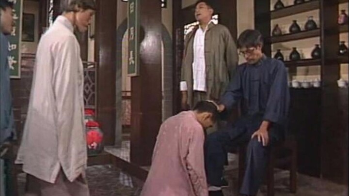【僵尸道长II】43集。神奇右手在线摸头，村民奉旺财为神教教主。