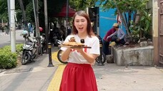 Martabak telur harga 170k … termahal yang pernah aku makan , apaan sih isinya   ….. kalau udah lihat