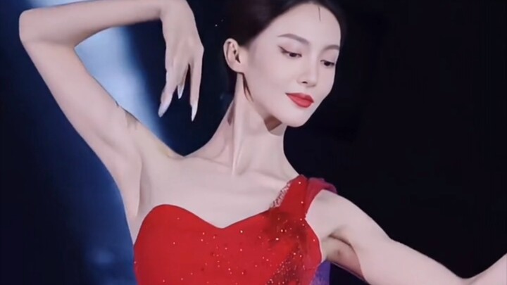 Her dance was included in the textbook of Beijing Dance Academy! This is not dancing, this is seduci