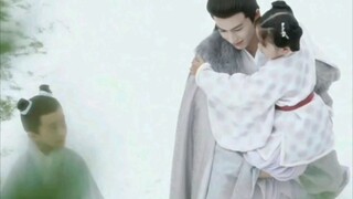 Istri dan putra Xie Wei sendiri sama-sama menyukai Zhang Zhe, namun Xie Wei sangat cemburu