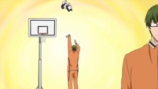 [Bola Basket Kuroko] Nomor 2 yang lucu. Tentu saja aku menembaknya... Hahaha