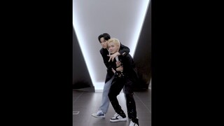 'JIKJIN' DANCE CHALLENGE của Hyun Suk x Chae Hyuk