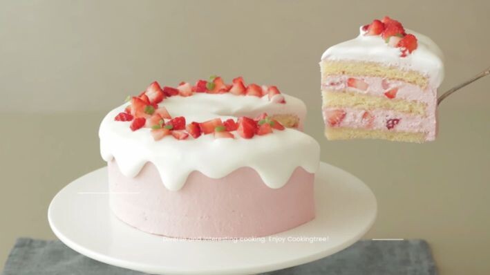 Produksi Makanan | Strawberry Cake