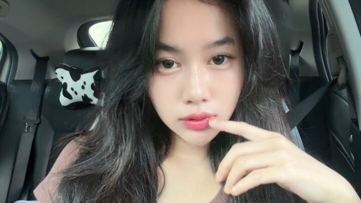 Follow yuk