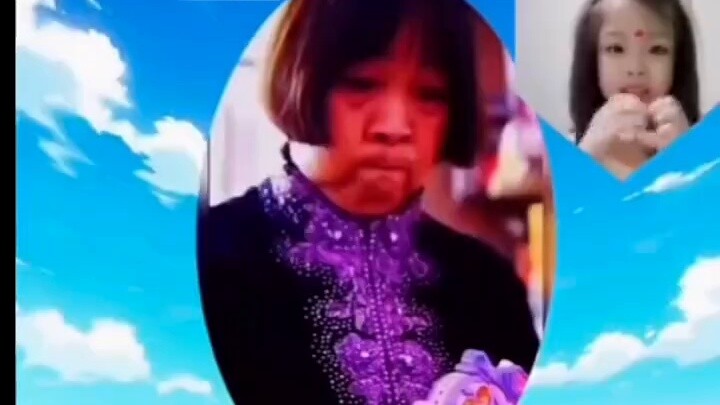 Siapa yang makan camilan di kelas?
