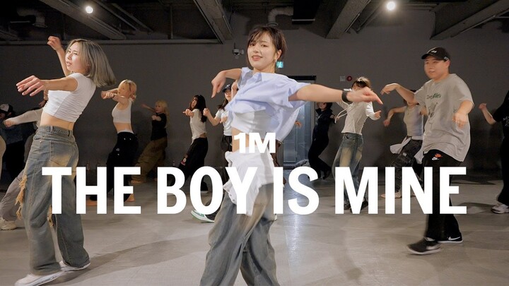 Ariana Grande - the boy is mine / Dora Choreography