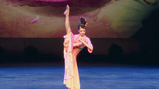 12-year-old Tang Yin! This was my first time dancing the full version. I only recorded the video of 