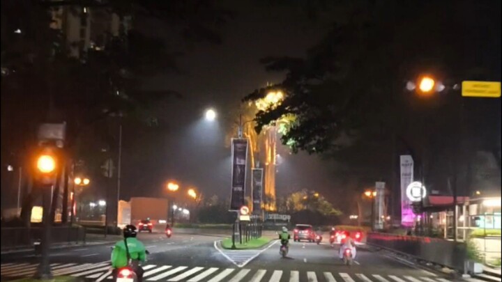 Lippo Karawaci malam hari