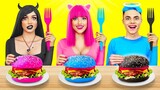 Thử Thách Đồ Ăn Màu Hồng vs Đen vs Xanh | Mukbang Điên Rồ Với Các Món Ngon Đủ Màu Bởi RATATA