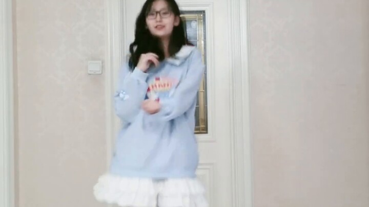 [奶浠] A high school dance area up was discovered by classmates, and after becoming popular, he danced