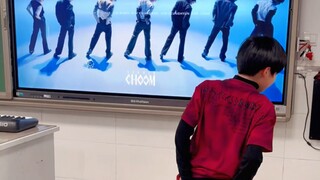 10岁小男孩 全曲教室翻跳《No doubt 》---Enhypen