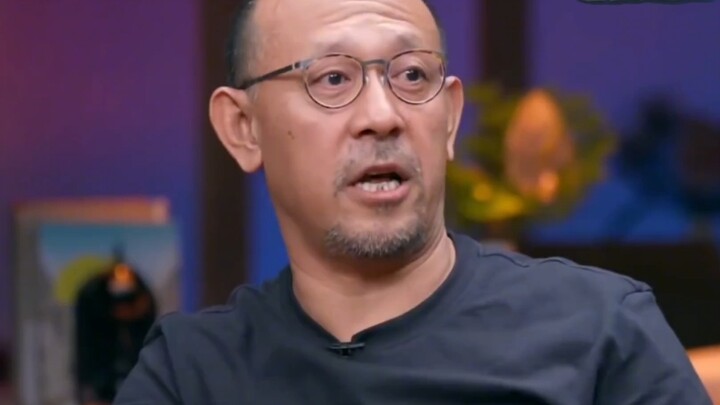 可能因为年轻掌握的资源少，没办法