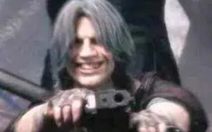 My friend said he had just played Devil May Cry 5 for three days and wanted to show me his skills. I