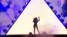 Beyonce- Glastonbury 2001