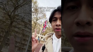 Kehidupan di Depan Istana UK