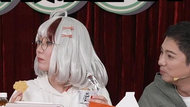 [Xingtong] Shocking! Who ate all the snacks I tried during the livestream? Xingtong: Silence ing🤣