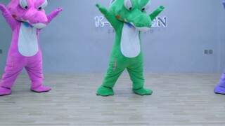 🐊 TWICE - "The Feels" เต้นครั้งแรกของ Little Green Fatty หลังการผ่าตัด