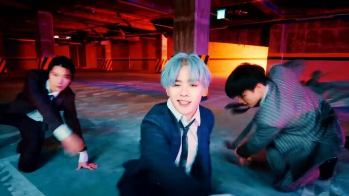 【威神V/WayV】Chinese entertainment boy group's unique puppet concept "Action Figure" dance version subt