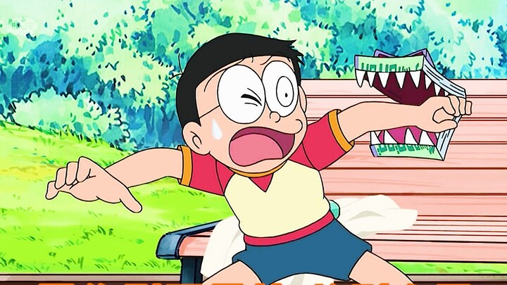Đôrêmon: Nobita biến truyện tranh bằng súng đồ chơi chơi khăm, vốn muốn giở trò đồi bại với Tiểu Phú