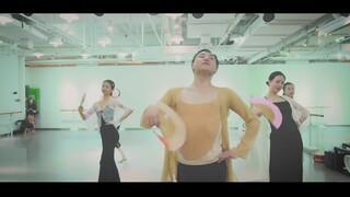 孙科集训班原创古典舞《月圆花好》，这般柔情蜜意，别有一番风味。