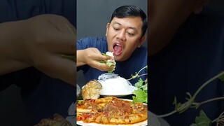 MAKAN IKAN PARI PEDAS