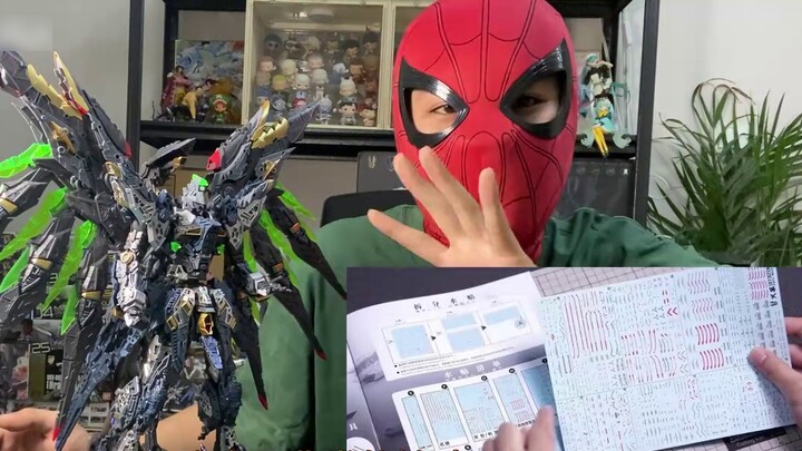 Bocah kelahiran tahun 90-an ini kecanduan lotere blind box. Apa alasan blind box model China terlari