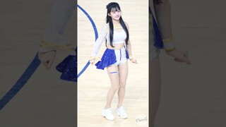 차돌박이 사주고싶어지는 직캠ㅋㅋ #강수경 #치어리더 #shorts