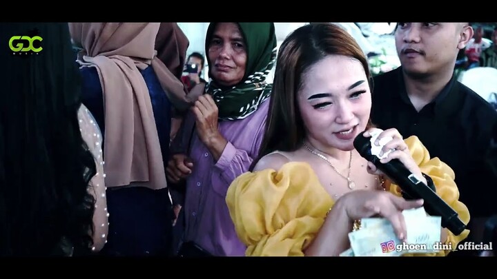 Hutang versi Bajidor - GDC Live Ujung Jaya