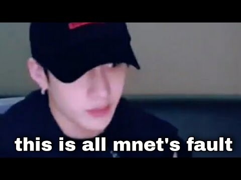 Chan explaining his "kingdom memes" in his vlive