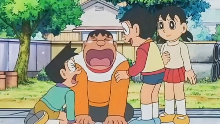 Nobita became a good and obedient child, and took the initiative to help his mother do everything he