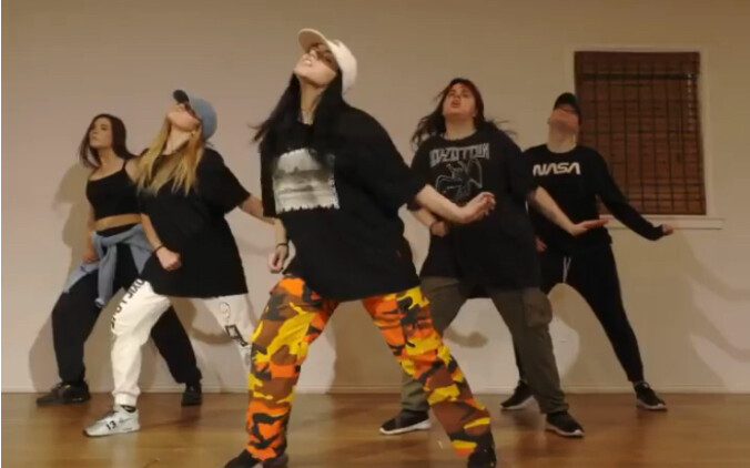 【Jojo Gomez】Finally waited for the dance studio version of Kaycee to guest star in Jojo's choreograp