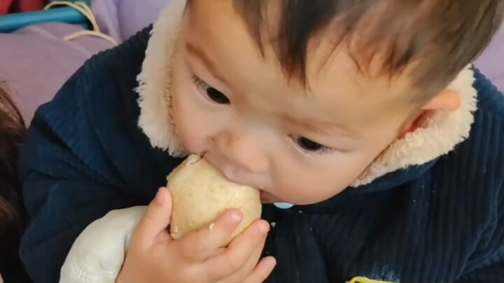 米油TV之干吃馒头之好胖好可爱