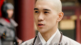 In fact, the way the monk looked at Feng Qiao was not innocent. I guess Xiao Yan liked Feng Qiao.