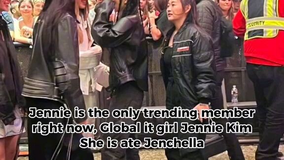 Jennie trading on twitter👏😊