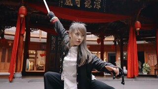 Gadis kungfu di kota kuno Luodai, Chengdu, Sichuan