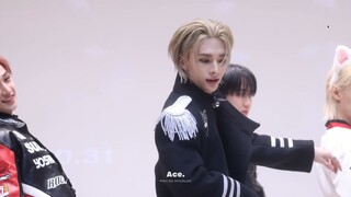 Fansign Event - MEGAVERSE _ Stray Kids HYUNJIN fancam