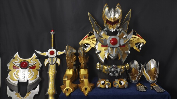 Armor Kaisar Tertinggi buatan sendiri