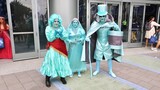 Walking Tour of D23 Expo On Busy Saturday - Disney Cosplay & Shopping Vendor Room / Joes Italian Ice