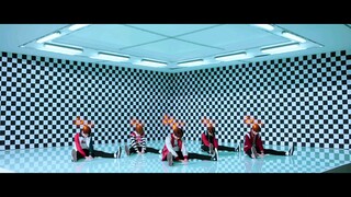 TXT "어느날 머리에서 뿔이 자랐다 (CROWN)" Official MV
