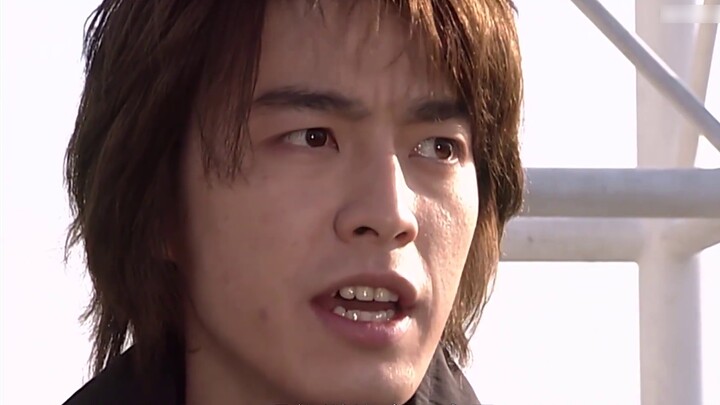 [Knight Micro Introduction] Is Kamen Rider Ryuki Blade really weak? He survived for two episodes, bu
