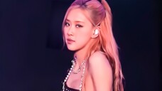 ROSÉ Abu Dhabi concert solo stage Hard to love + On the ground