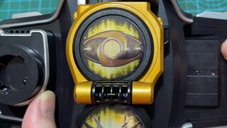 [The first episode of crappy Gaim] The up master repaired the CSM Gaim and was still "nicked". The c