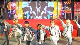 [Menyanyi dan menari] Menyenangkan sekali! Saya baru saja menyikatnya 100 kali! ! KPOP Random Dance 