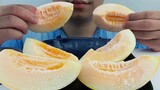Unique Munching Sound of Frozen Honeydew Melon