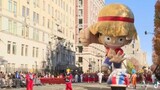 One Piece: Pada bagian kedua Parade Hari Thanksgiving Macy ke-97 di New York, AS, ketika mobil tergu