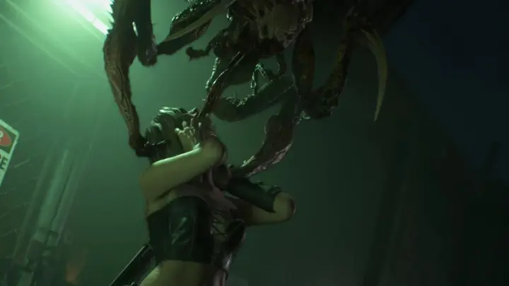 Resident Evil 3 DMC5 Tracey was hugged by a bug