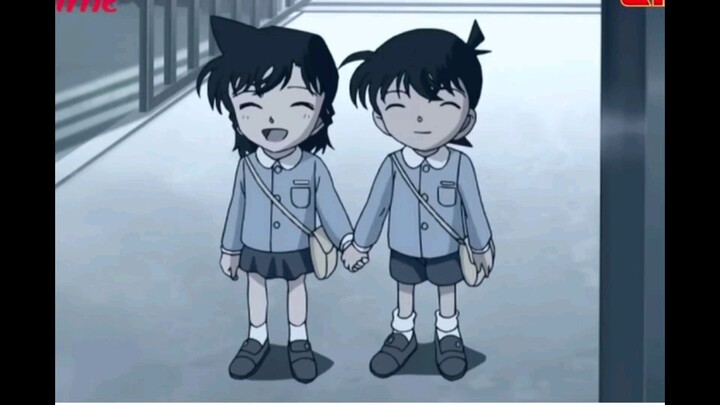 Aku yg lelah menanti tp kamu sibuk dg yg lain